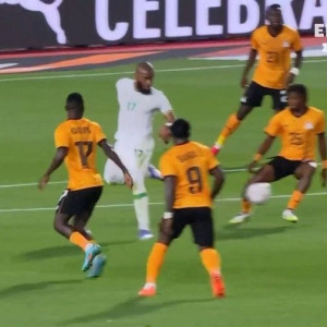 Μοιρασιά για Ζάμπια και Κομόρες