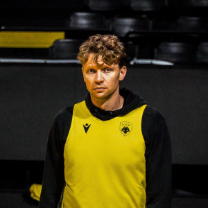 Επιστροφή Κουζμίνσκας στην ΑΕΚ, ο Λιθουανός φωνάζει «παρών» με Μύκονο