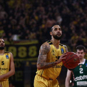 Άρης: Στη διάθεση του Μίλιτσιτς Χάρελ και Μποχωρίδης