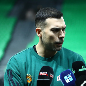 Σλούκας: «Η εικόνα μας δεν ήταν καλή με Ολυμπιακό, είμαι εκτός ρυθμού αλλά θα δώσω ό,τι μπορώ»