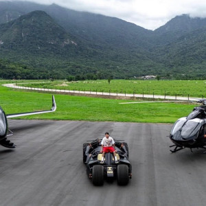 Ο Νεϊμάρ παρουσίασε τον... στόλο του: Τα τρία οχήματα συνολικής αξίας 58 εκατομμυρίων (video)