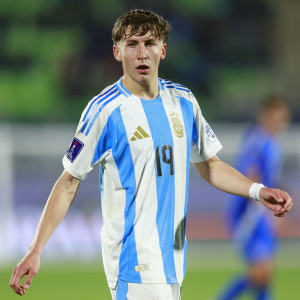 Ο Παναθηναϊκός πλησιάζει στο μεγάλο «μπαμ» με την απόκτηση του Αντίνο απ' τη Γοδόι Κρουζ