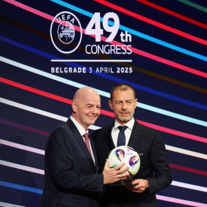 Η FIFA στοχεύει σε έσοδα 1 δισεκατομμυρίου ευρώ από το Μουντιάλ Γυναικών, σύμφωνα με τον Ινφαντίνο