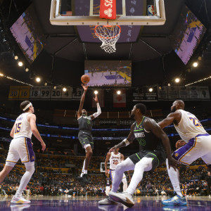 Στο NBA δοκιμάζουν νέο κανονισμό για τα μακρινά τρίποντα