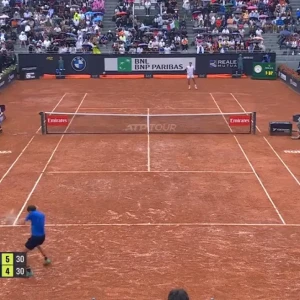 Ένα match-ball... τριών ωρών για Μουζέτι - Μεντβέντεφ στο Rome Open (video)