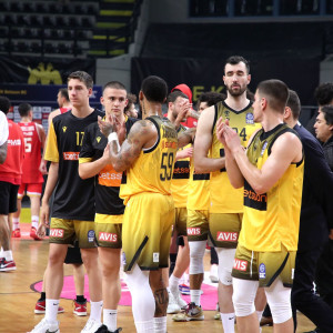 Η ΑΕΚ αξίζει ένα τελευταίο χειροκρότημα