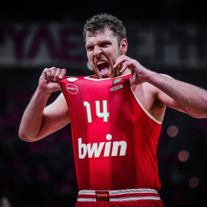 Σάσα Βεζένκοφ: Ο πρώτος MVP της postseason στην Euroleague