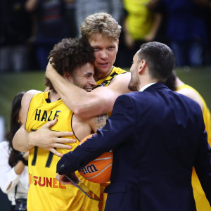 Με δική του επιθυμία μπήκε στην 12άδα της ΑΕΚ Betsson ο Κουζμίνσκας στον μικρό τελικό