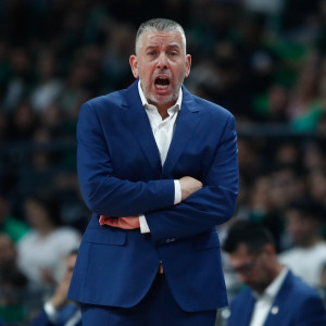 Παπαθεοδώρου: «Έχουμε λίγους παίκτες και δεν είναι εύκολο, θα προσπαθήσουμε να δείξουμε καλύτερη εικόνα»