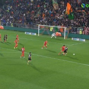 Βήμα παραμονής η Βενέτσια, 2-1 την Φιορεντίνα