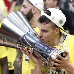 Η Euroleague ρώτησε τον Μπογκντάνοβιτς ποιος θα κατακτήσει την κούπα - Απόλυτα ξεκάθαρη η απάντησή του
