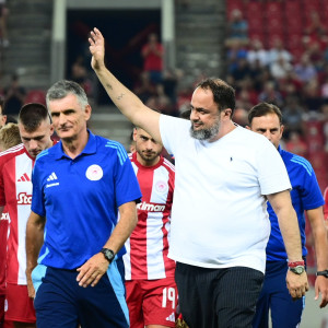 Η επόμενη μέρα στον Ολυμπιακό - Επίσημο του Καμπελά, ανανεώνουν Γκαρθία, Μπιανκόν, το μεταγραφικό πλάνο
