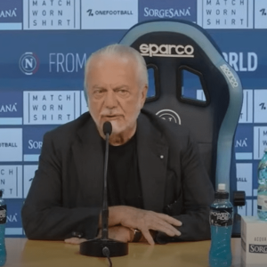 Ο Ντε Λαουρέντις επιβεβαίωσε το «μπαμ» - «Ο Ντε Μπρόινε η πρώτη απ' τις πολλές μεταγραφές μας»