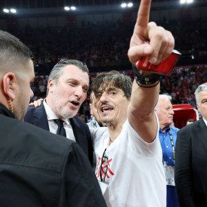 Λεπενιώτης: «Ο Γιαννακόπουλος μου είπε: ‘πήγαινε πες στον Αγγελόπουλο εγώ θα βιάσω την κόρη του μπροστά του»