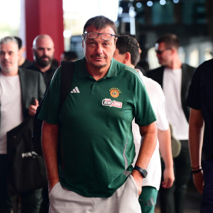 «Αστακός» το ΣΕΦ στην άφιξη του Παναθηναϊκού - Το βίντεο του Athletiko
