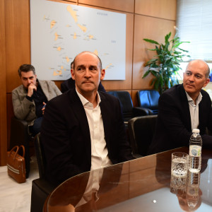 Με τη Μαργαρίτα Θάνου ο Γιαννακόπουλος στη συνάντηση, με Λεπενιώτη - Μπαφέ οι Αγγελόπουλοι