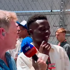 Ο Σάκα αρνήθηκε να μιλήσει στο grid walk της F1 κι ο κόσμος τον θεωρεί αλαζόνα (video)