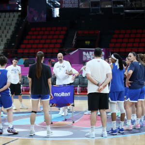 Εθνική Γυναικών έτοιμη για... μάχη με ορίζοντα τη διάκριση