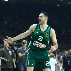 Ο Δημήτρης Κοντός είπε το δικό του αντίο στον Παπαπέτρου: «Ραντεβού στο ΟΑΚΑ»