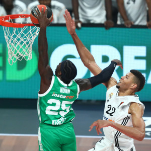 Dunk party στο φετινό top10 της Euroleague - Εντός λίστας ο MVP Κέντρικ Ναν