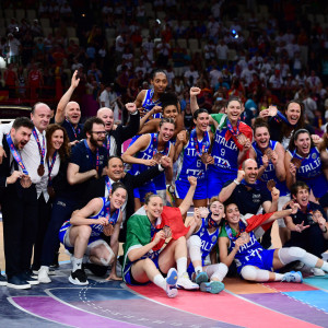 Tρίτη στο Eurobasket Γυναικών η Ιταλία με έκπληξη εναντίον της Γαλλίας
