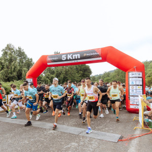Το «Skiritida Run» 2025 έσπασε κάθε ρεκόρ: Οταν ο αθλητισµός, η φύση και ο πολιτισµός γίνονται µια γιορτή!